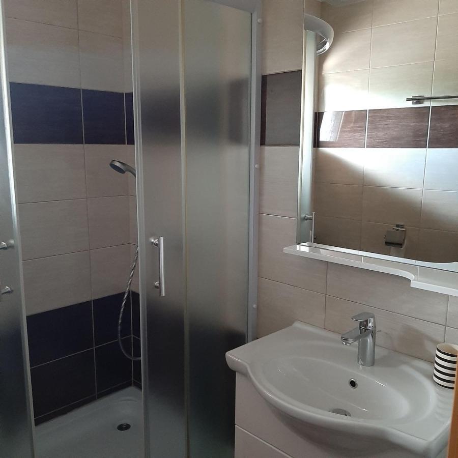 Rooms Marijanovic Plitvice Vrelo Korenicko Bagian luar foto