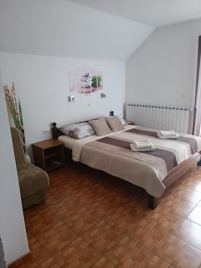 Rooms Marijanovic Plitvice Vrelo Korenicko Bagian luar foto