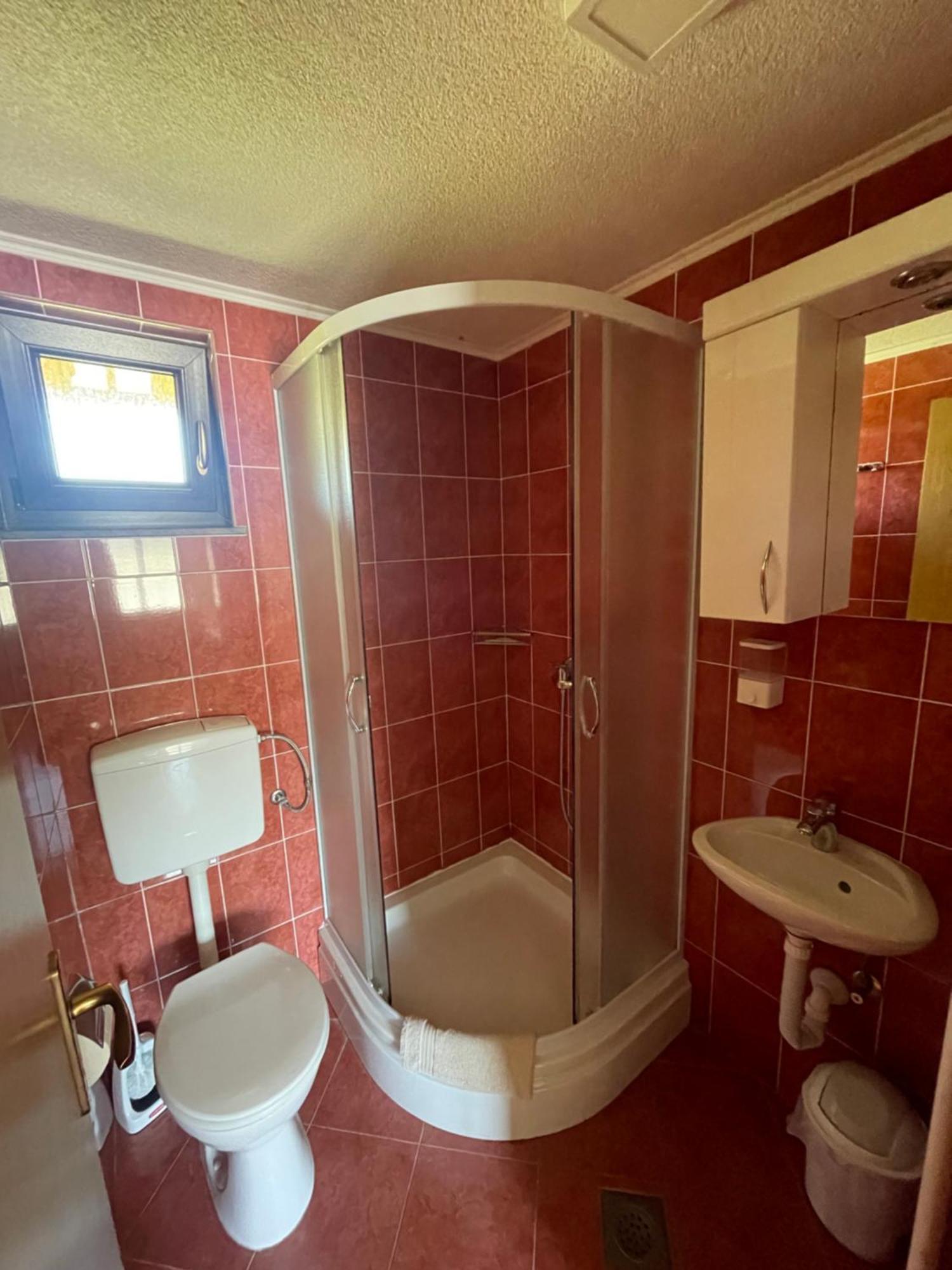 Rooms Marijanovic Plitvice Vrelo Korenicko Bagian luar foto